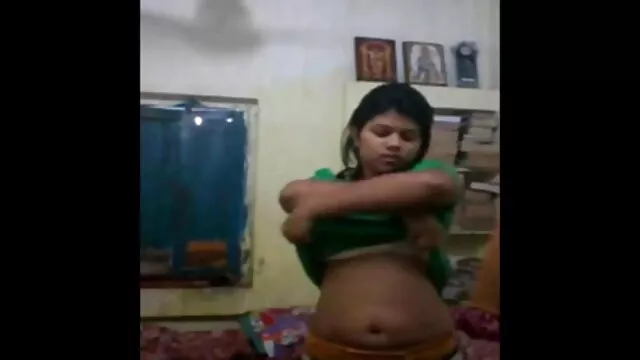 صحنه MILF با گلشیفته پورن بلوندی محافظه کار از MYLF