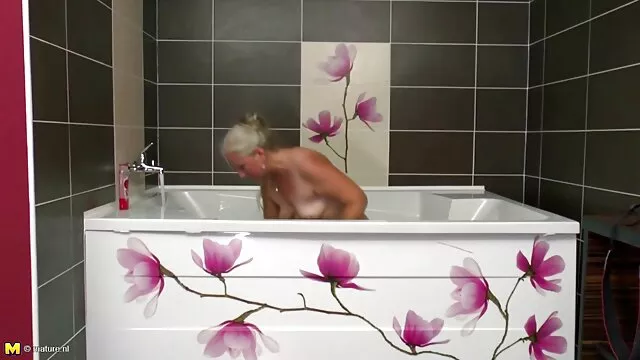 Sex Ffm با Ember Snow جذاب و Jada Kai از Bellesa سكس گلشيفته فراهانى Films